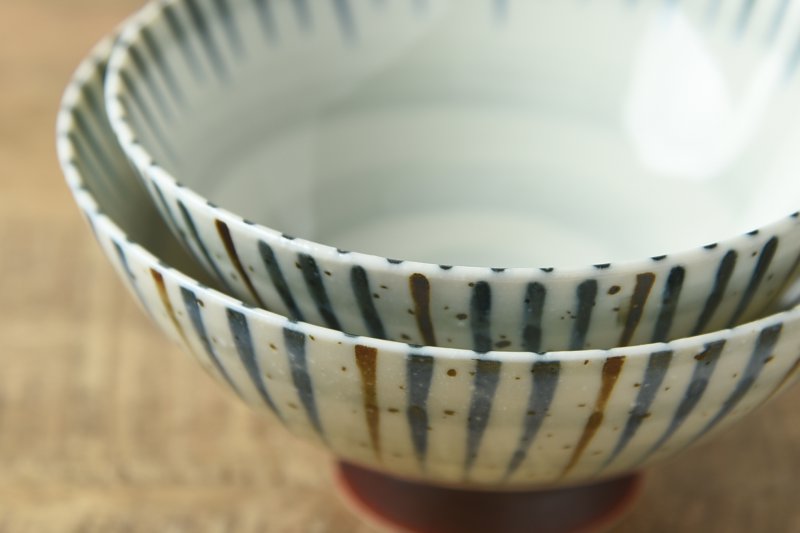 Japanese stripe pattern rice-bowl 刷毛巻十草 丸型
