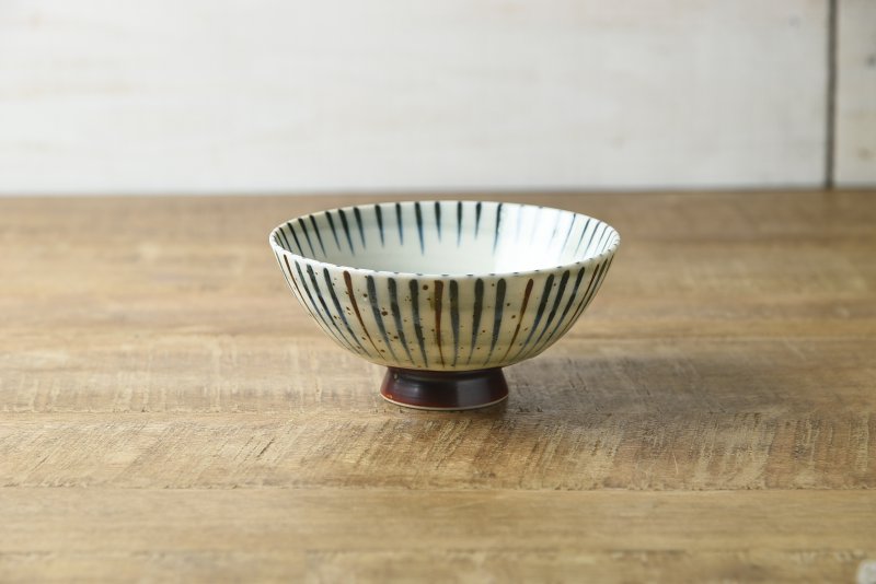 Japanese stripe pattern rice-bowl 刷毛巻十草 丸型