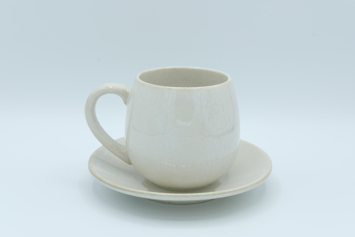 Ichihara Ceramics Pausa Ball Mug & Saucer