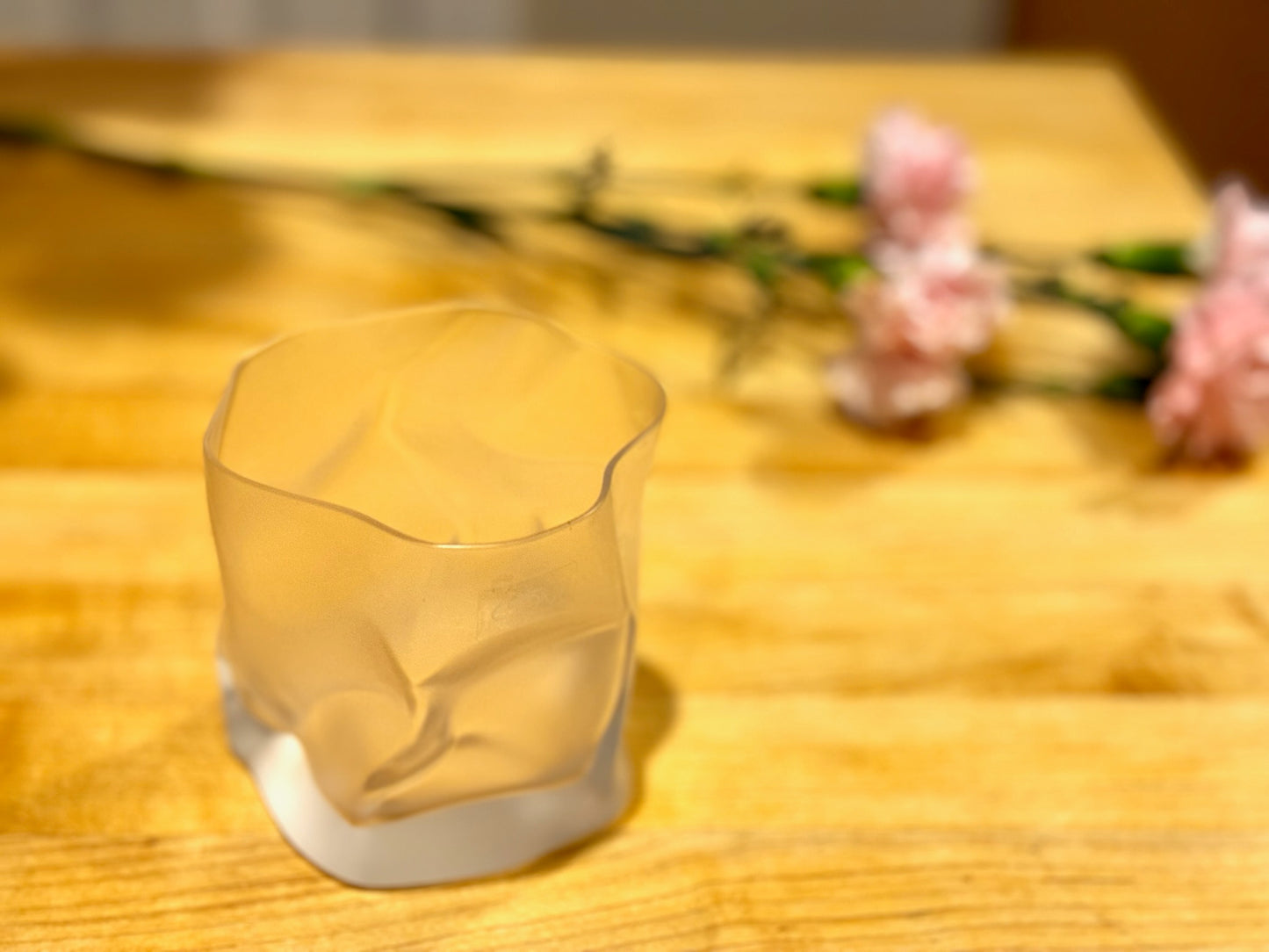 Crumple Old Fashioned Whiskey Glass by Komatsu Makoto