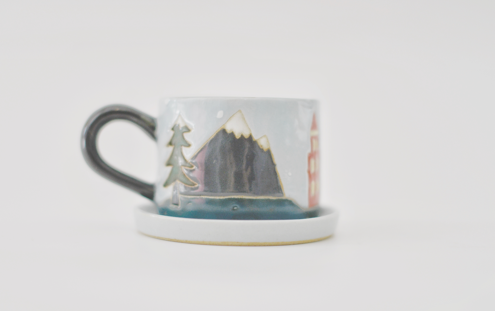 Naomi x Rainya Christmas in Seattle Cup and Saucer (Holiday Special)