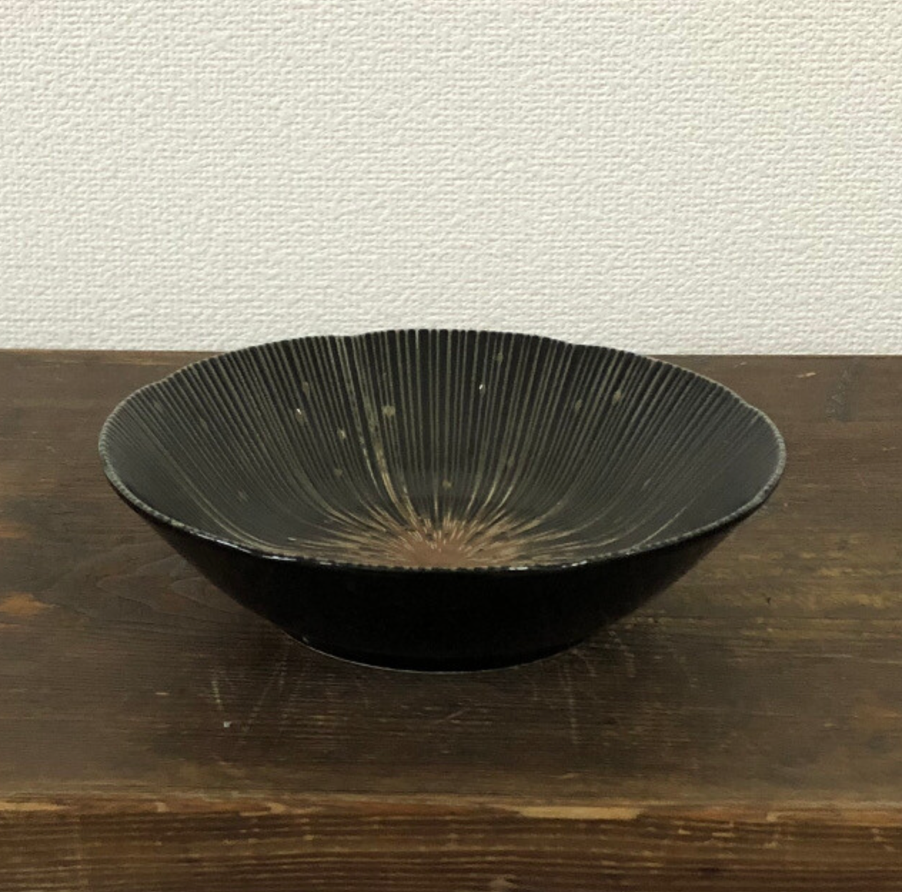 Sendan Jugusa Yaki Liner Series Serving Bowl Black